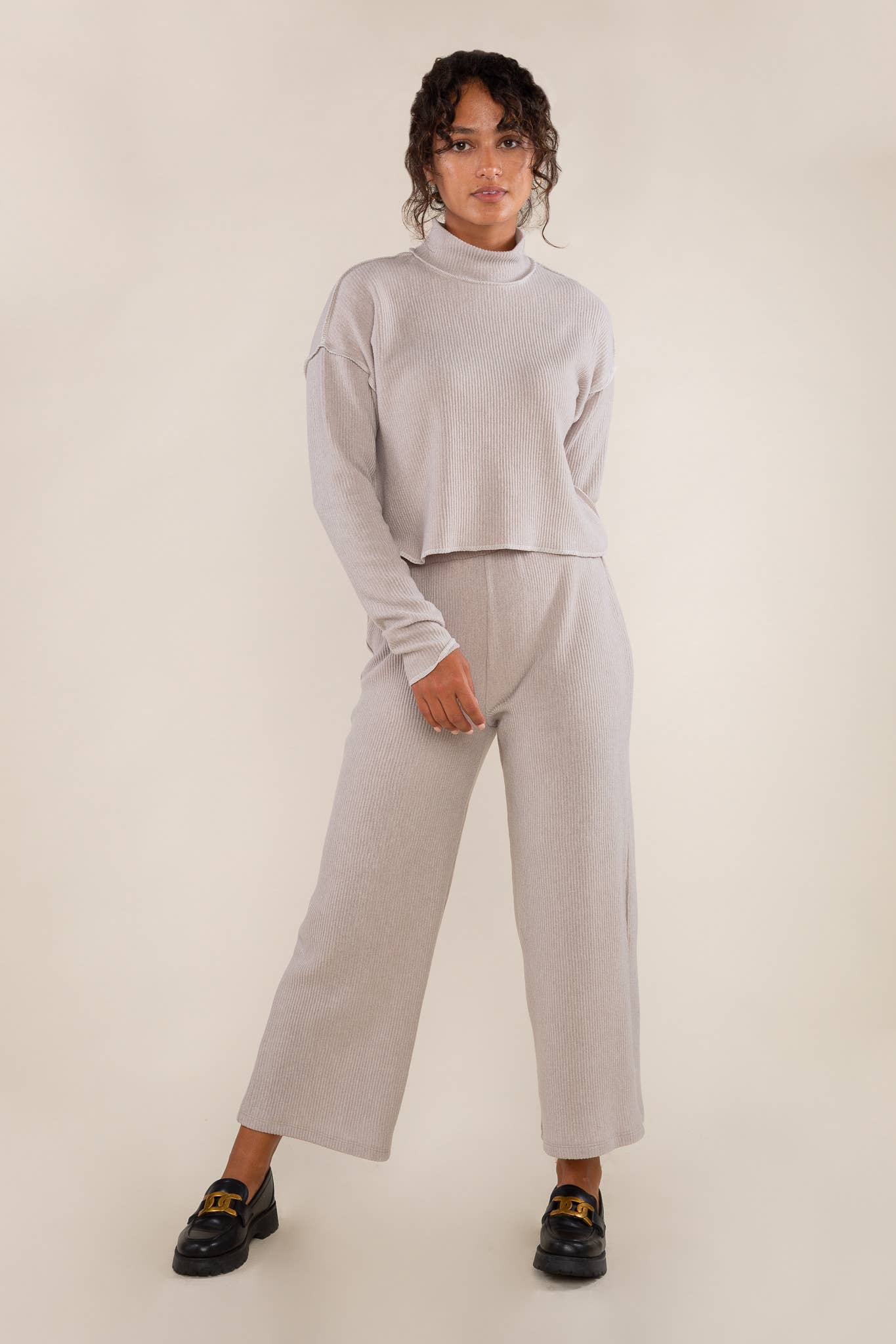 Winnie Pleated Turtleneck Top: Grey
