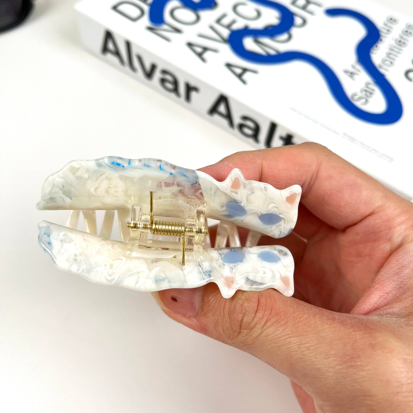 Persian Cat Claw Clip