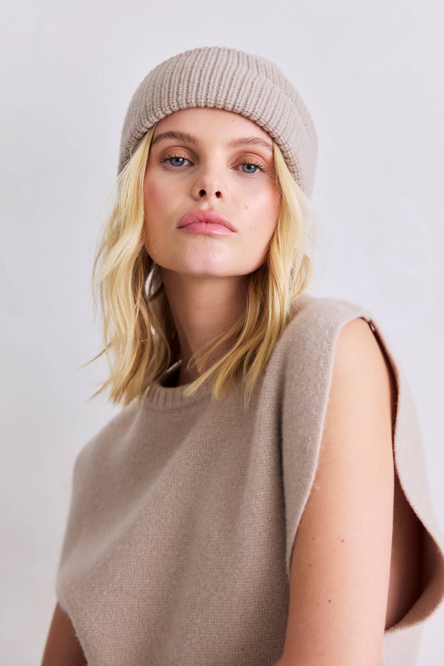 Merino Wool Embroidered Beanie - Soft Taupe