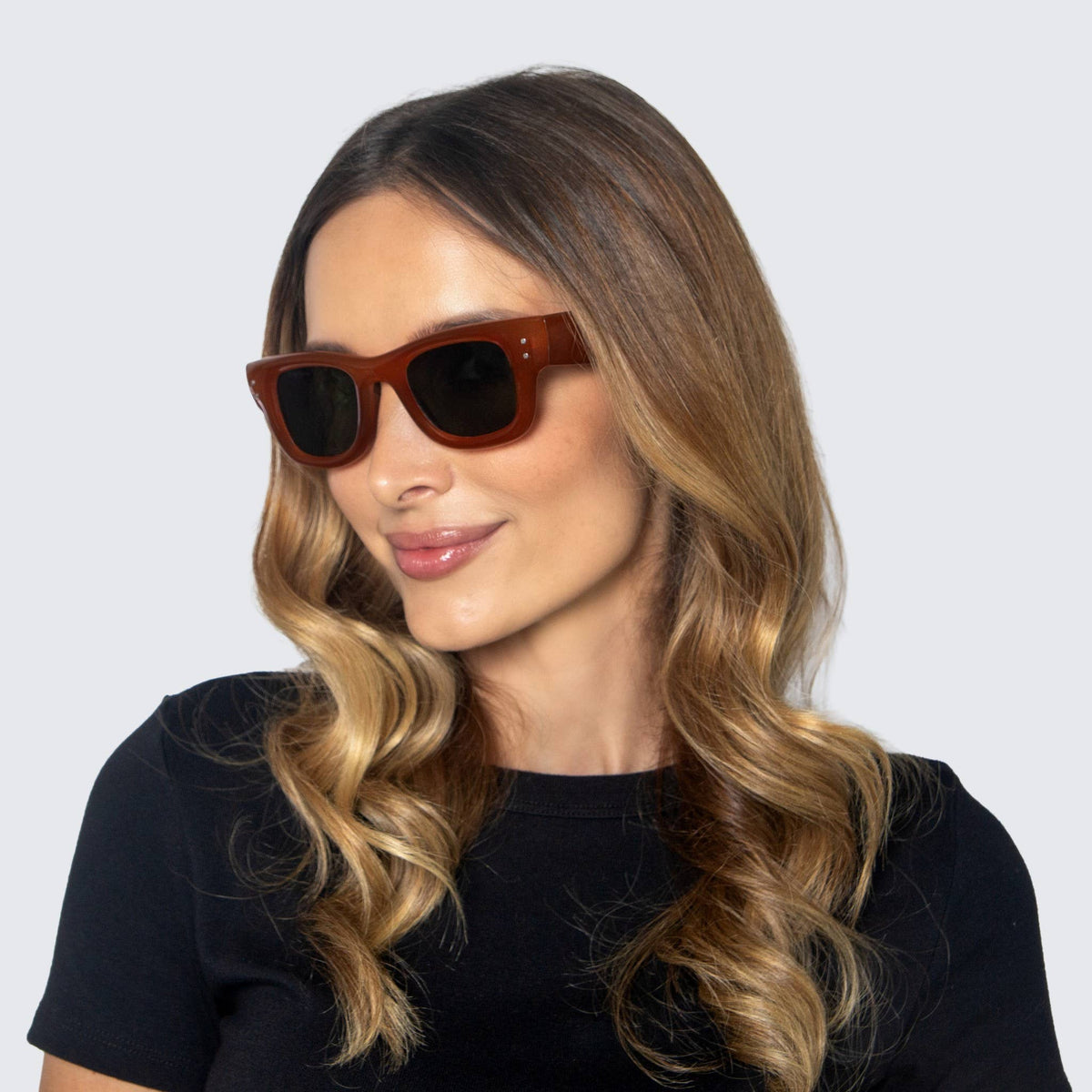 District - Square Sunglasses