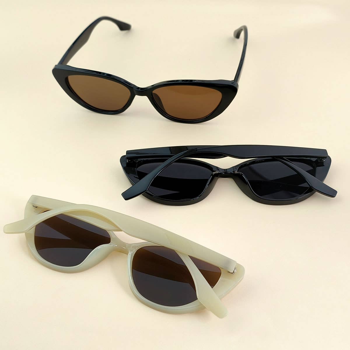 CAT EYE SUNGLASSES
