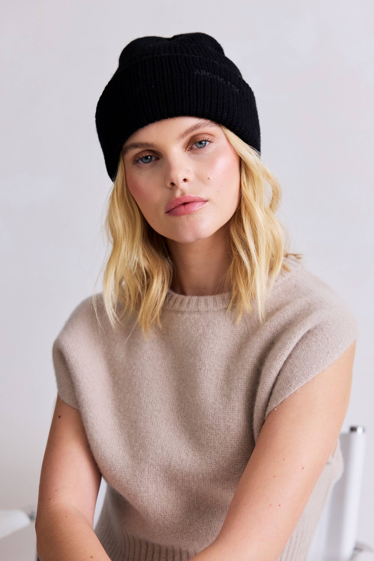 Merino Wool Embroidered Beanie - Arctic Black