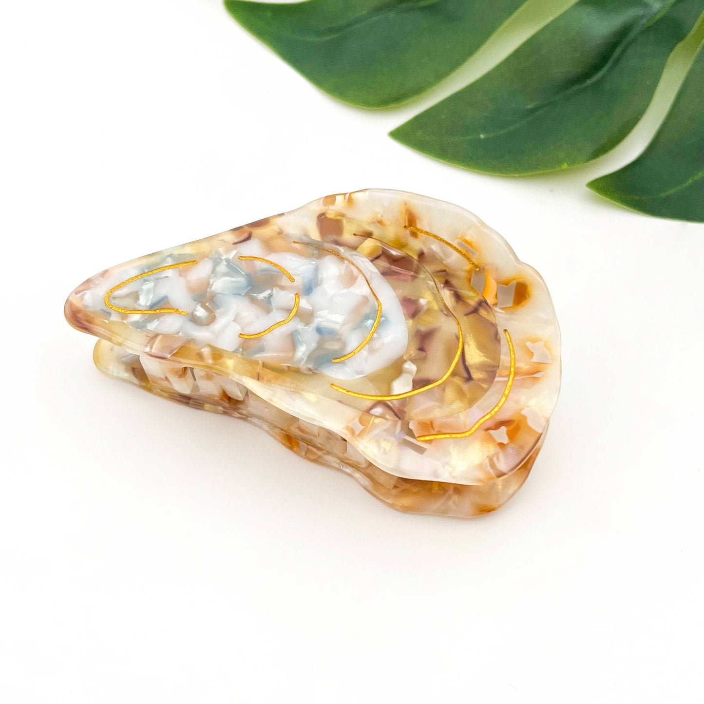 Oyster Shape Hair Claw Clip