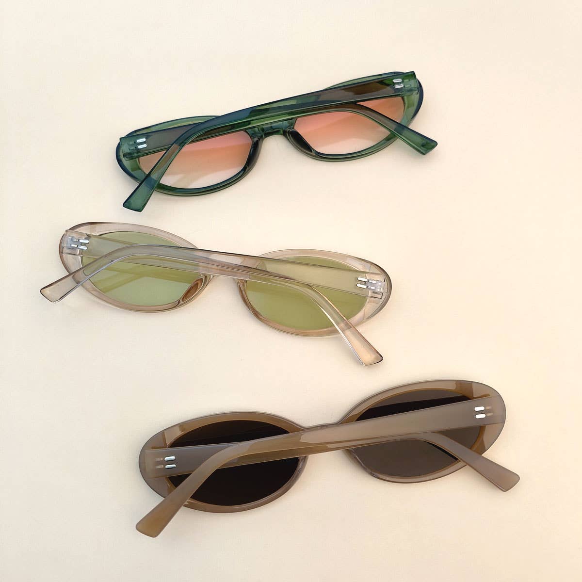 SMALL OVAL SUNGLASSES