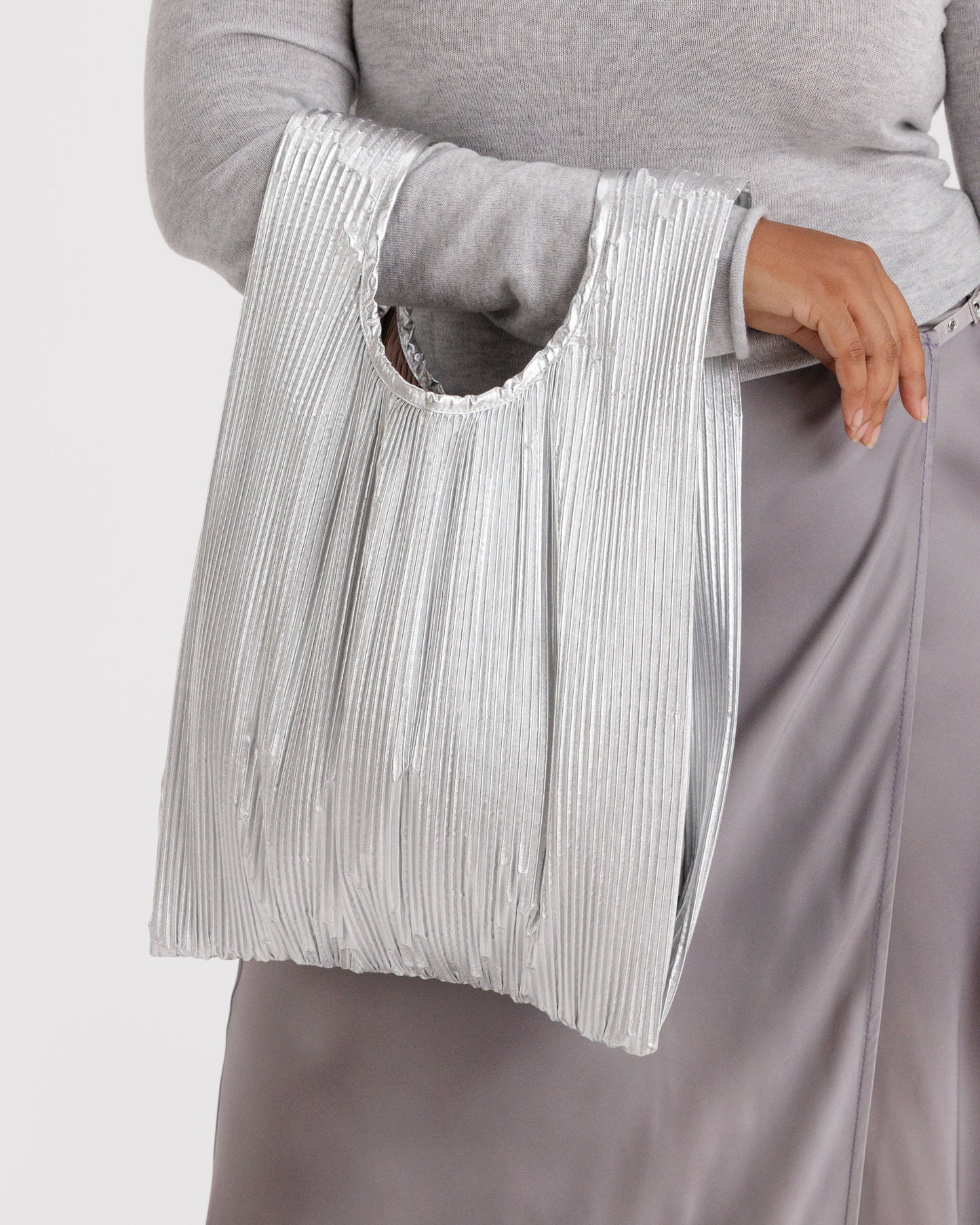 Chrome Metallic - Pleated Baggu