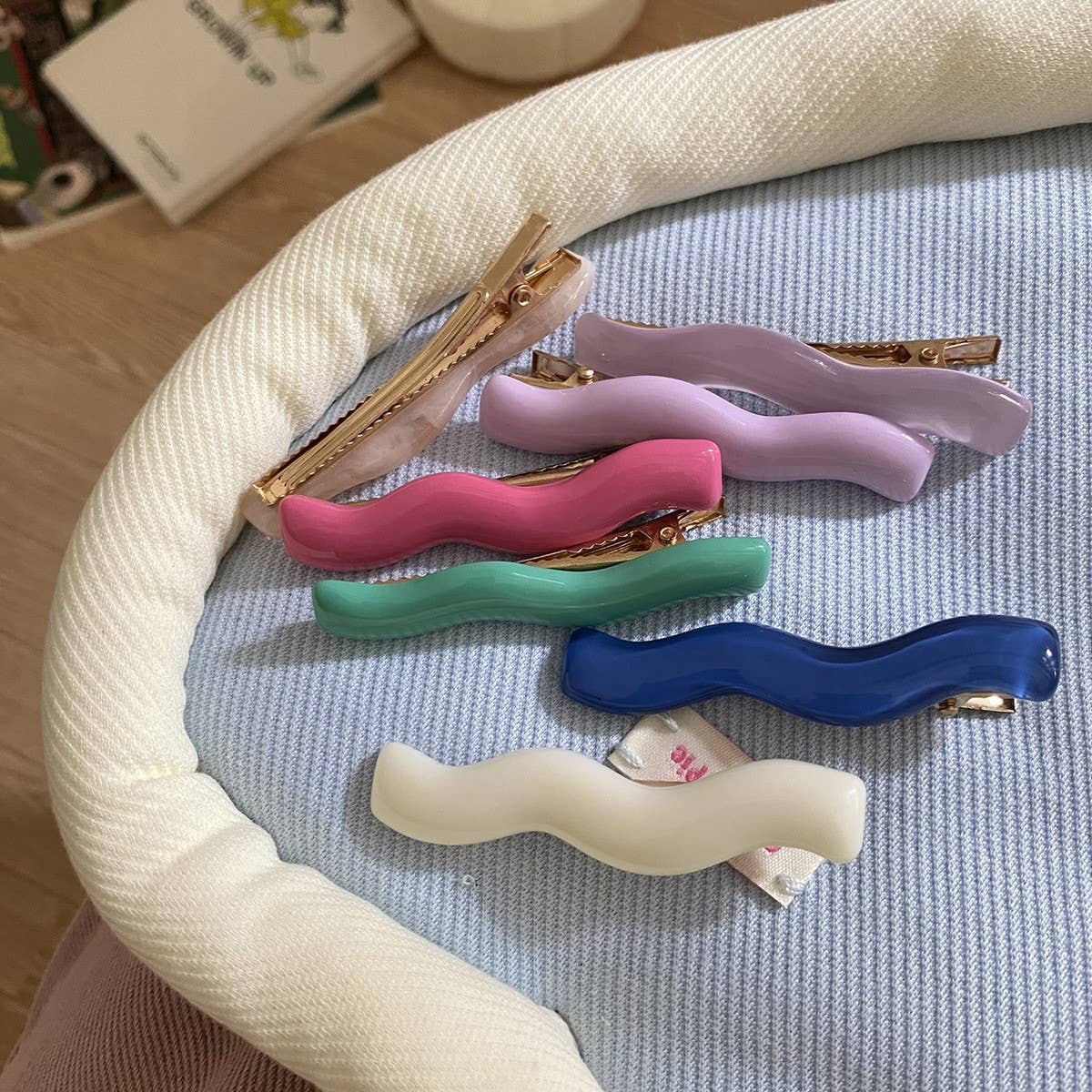 Candy Color Acrylic Wave Hair Clip Set