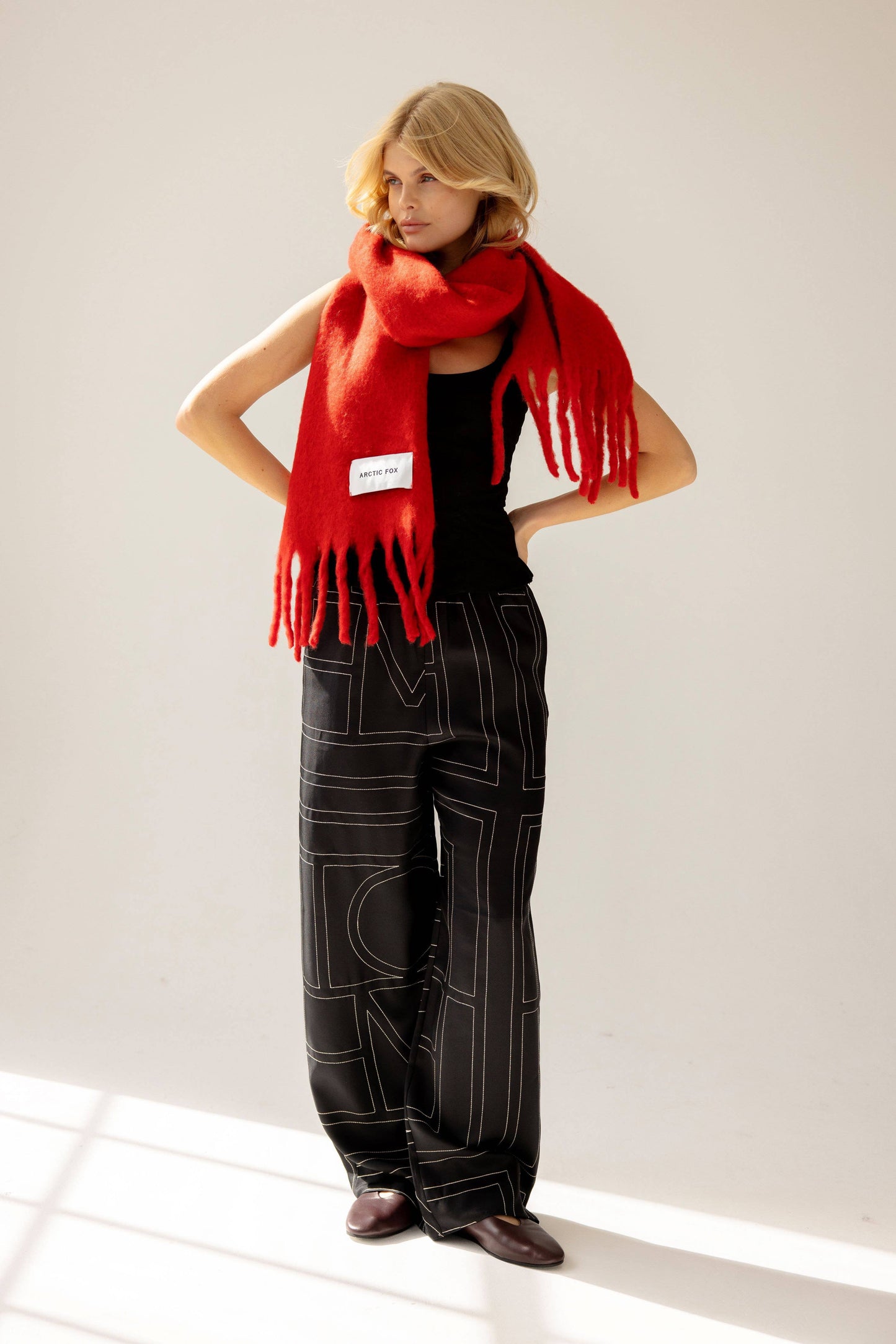 The Stockholm Scarf -Crimson Red
